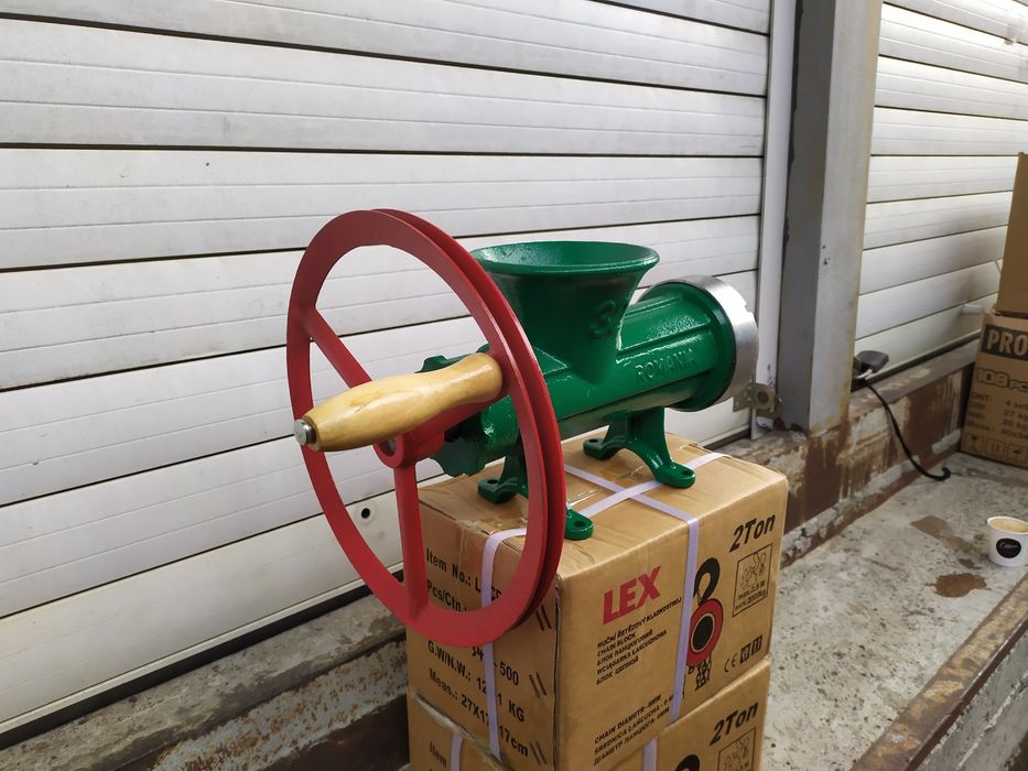 Чугунная мясорубка 32, промышленная, ручная мясорубка под мотор