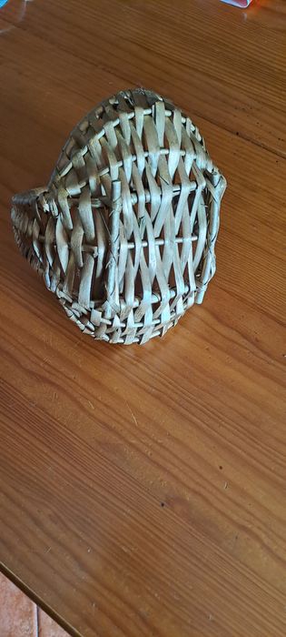 Small Straw Basket424731083277619202