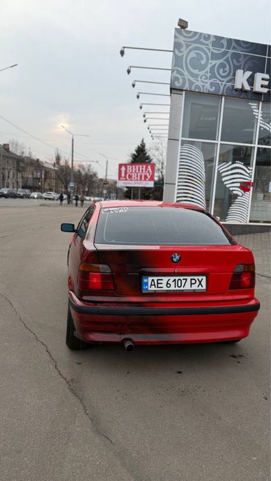 BMW e36 316i compact