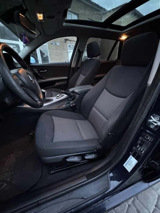 BMW 320i e91 2007 г.в