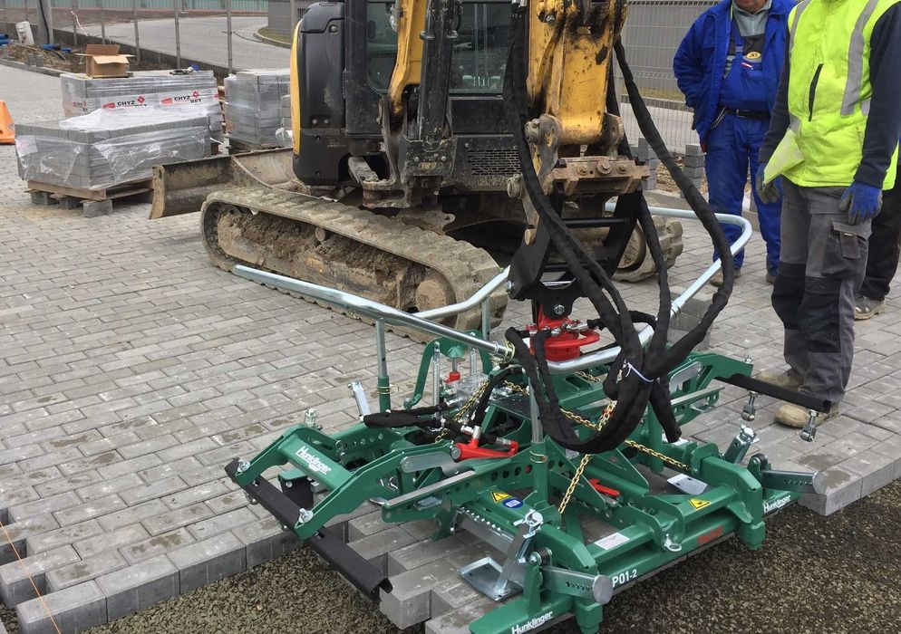 Hydrauliczny chwytak do kostki brukowej HUNKLINGER P01-2 Profi
