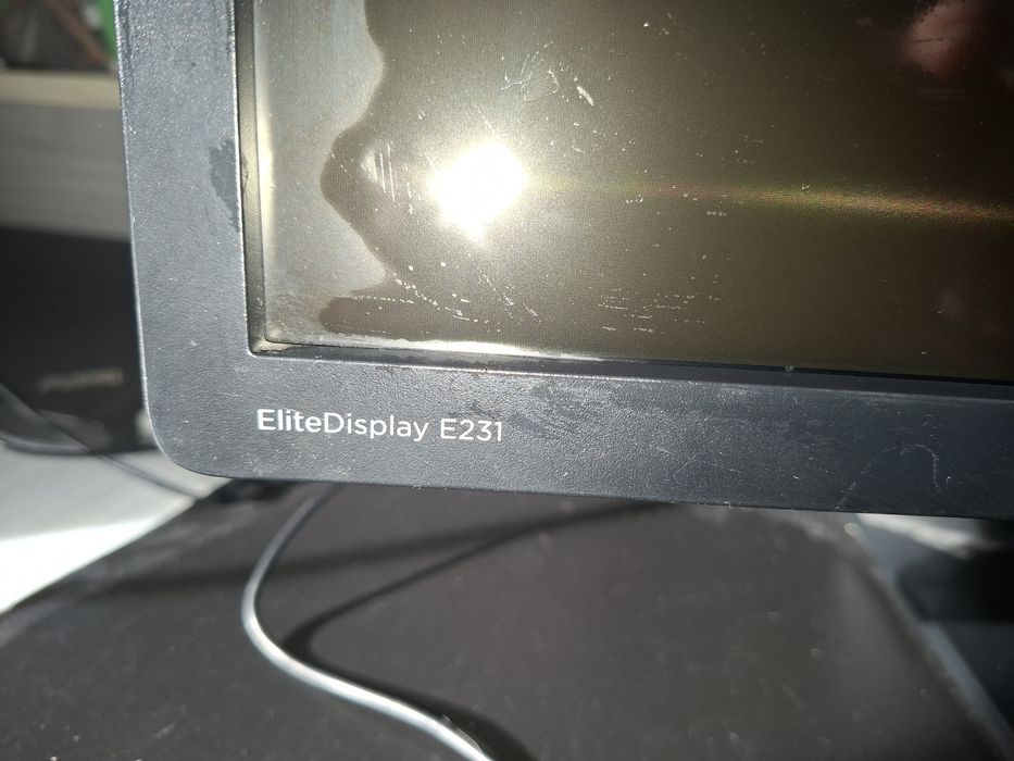 Monitor 23"  HP EliteDisplay E232