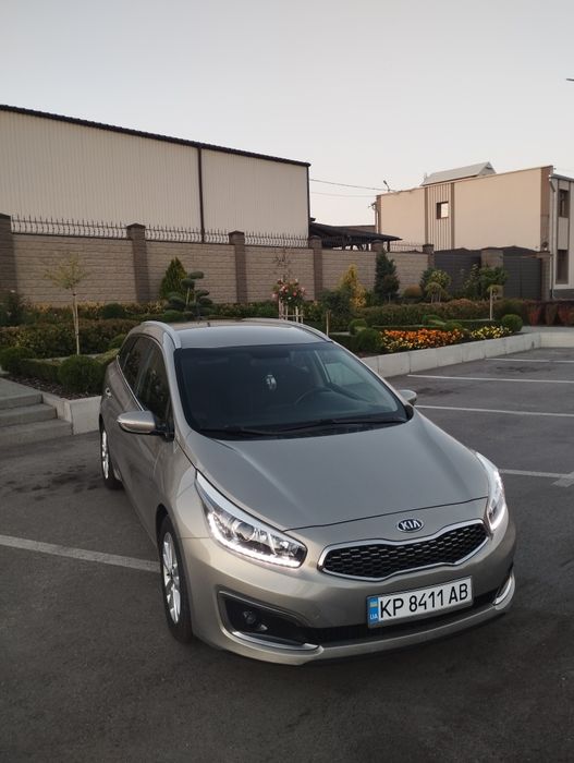 Продам авто KIA CEED 1.6 CRDI клімат круіз