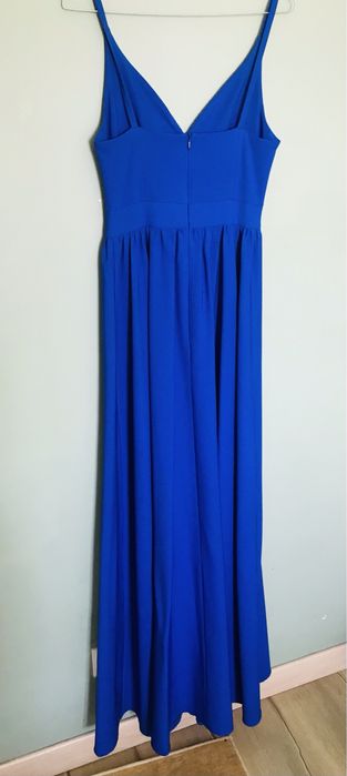 Suknia z rozcięciem