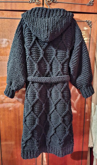 Кардиган з капюшоном і поясом