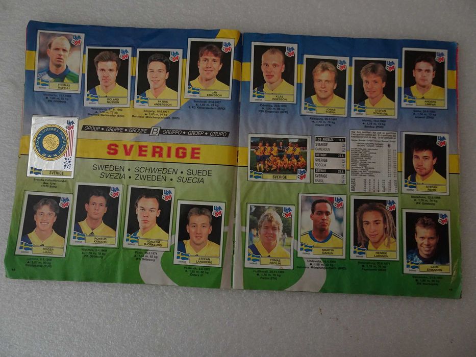 Caderneta de cromos de futebol USA 94 Panini (faltam 10 cromos)