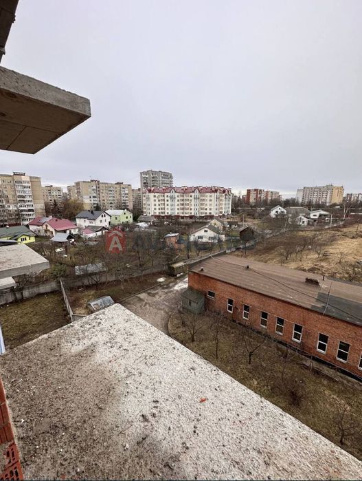 Продаж 2 кім. аурум солар сихівський р-н. вул. Соняшникова