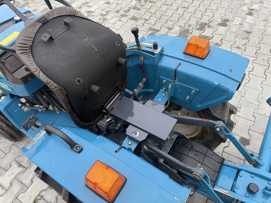 Японський трактор Mitsubishi MT1601