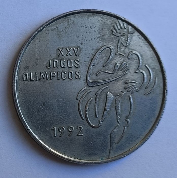 Moedas de Portugal. Escudo. Comemorativas de 100$00 e 200$00.