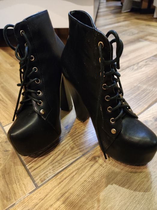 Buty damskie Creebelle, na koturnie, czarne, rozm. 37
