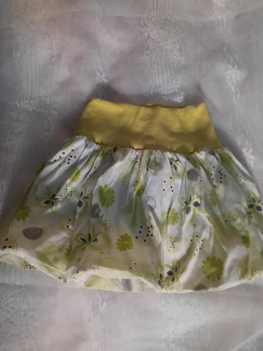 Віддам речі на дівчинку 3-5років