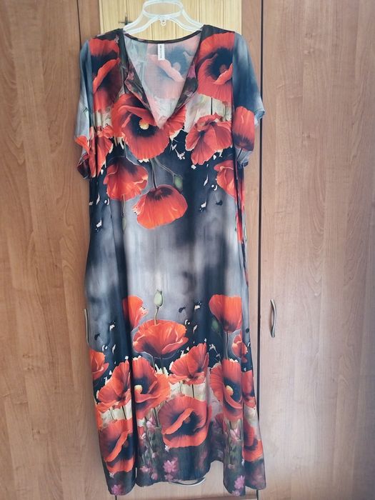 Sukienka włoska rozmiar 20