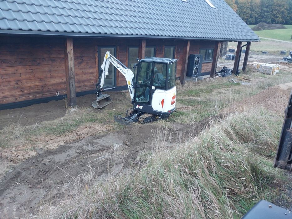 Usługi minikoparka
