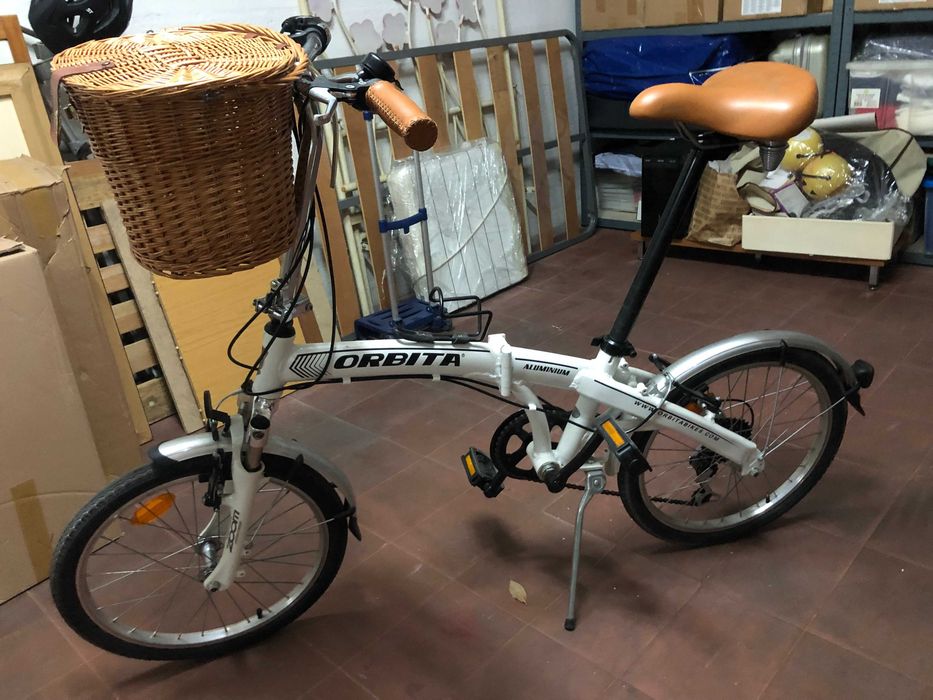 Bicicleta dobrável órbita com selim e punhos em pele