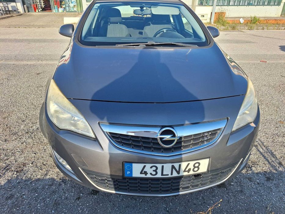Opel Astra J - 1.3 CDTI