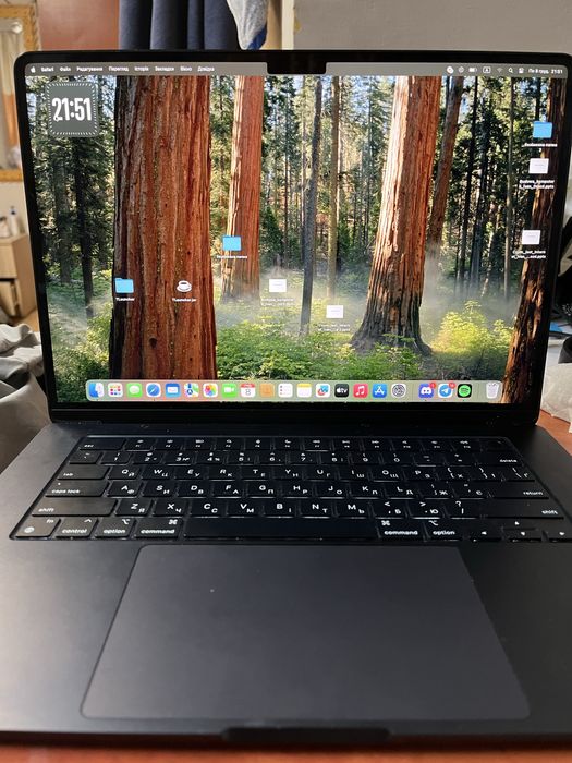 Macbook Air m2 2022-2023