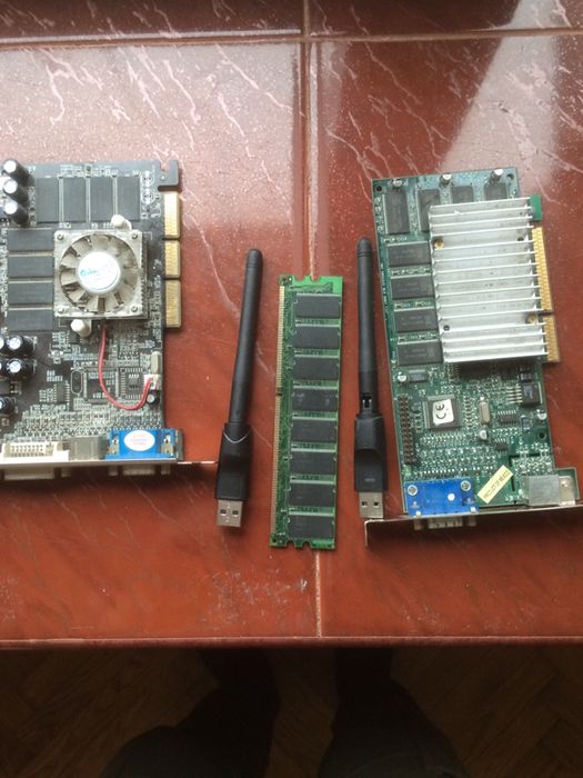 Графічні карти память 1gb usb антенки wifi