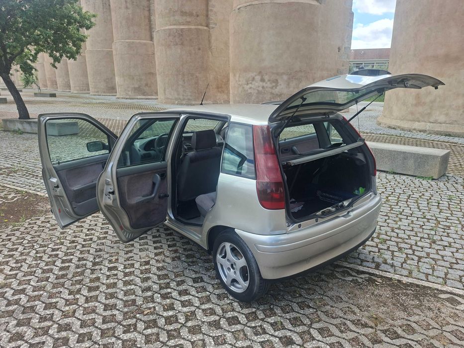 Fiat Punto ELX 1.7cc, 70cv, Boa Condição Geral!