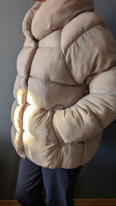 Продам женскую зимнюю куртку LTB