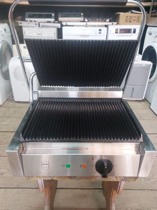 Професійний прижимний гриль Metro GPG 1201