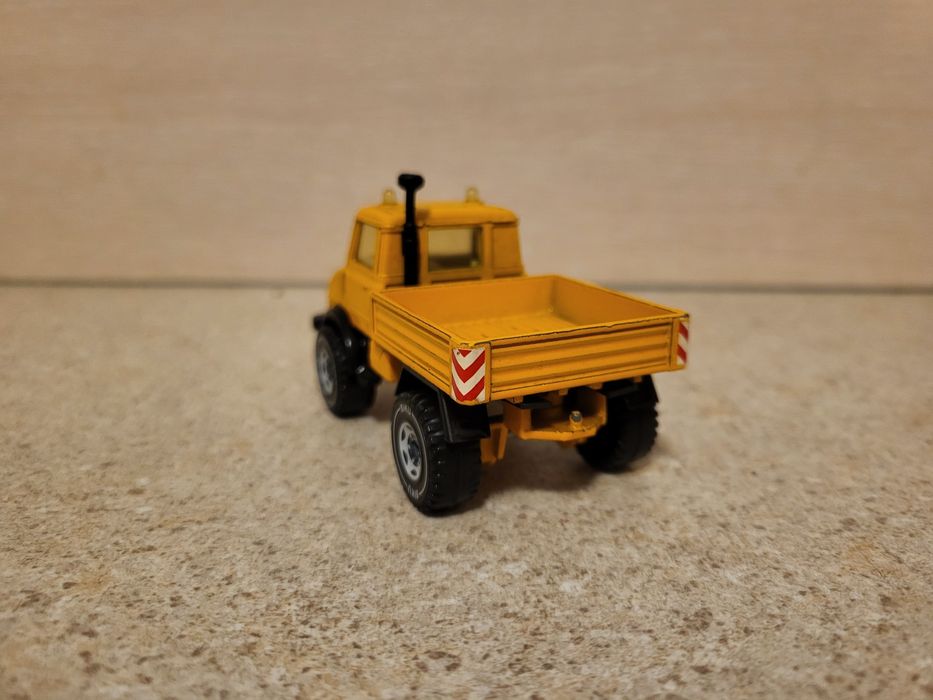 Siku Mercedes Unimog