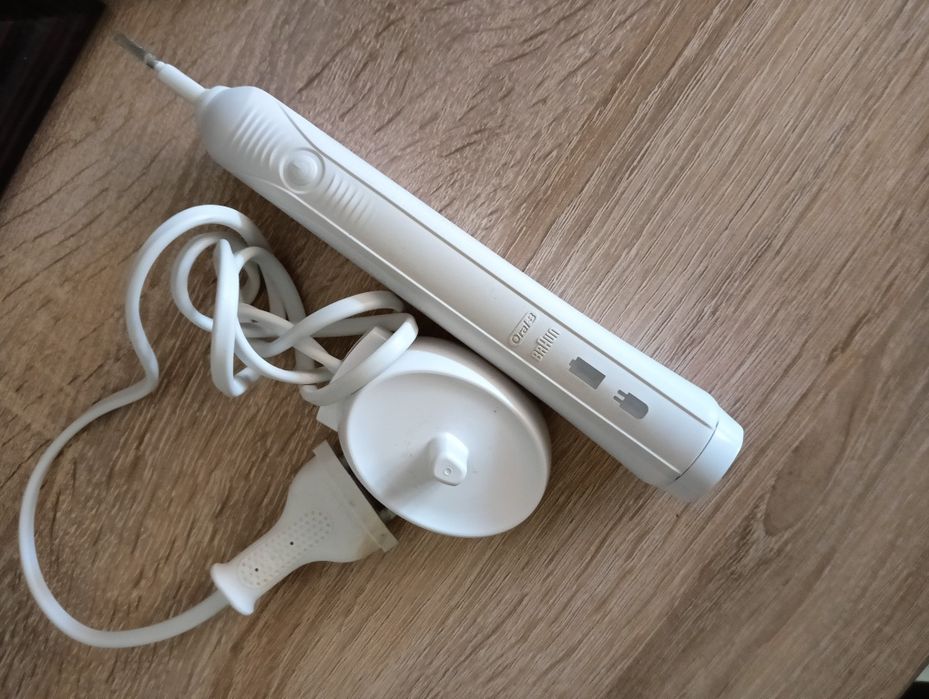 Szczoteczka elektryczna Oral-B