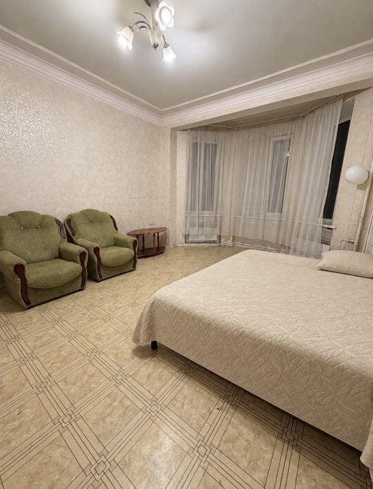 Оренда 2к квартири, центр ( 5 гімназія)