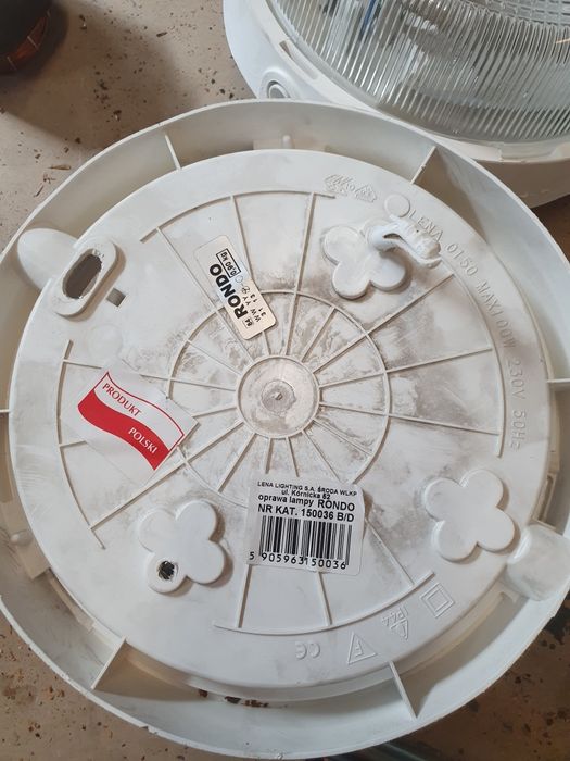 Lampy platfoniery