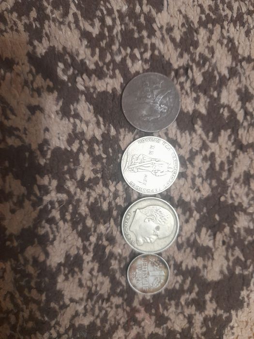 Монети рубль СССР та марка ФРН