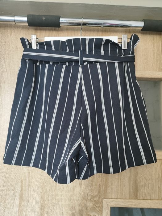 Eleganckie spodenki Gate rozm. S/36