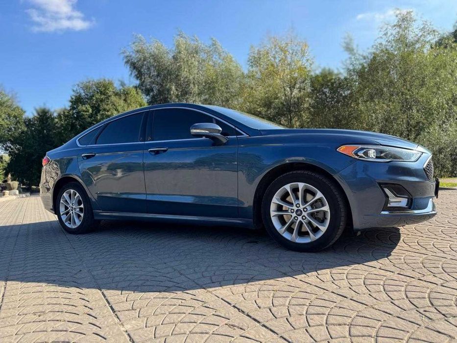 Ford Fusion 2018 VIN 3FA6P0SU1KR155008 фото оголошення 5 з 21