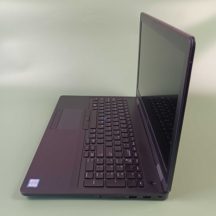 Dell Latitude E5570 i5-6440HQ/8Гб/256Гб/R7 M370 2Гб/15.6"/FHD IPS