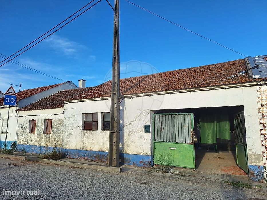 Moradia T2 para venda