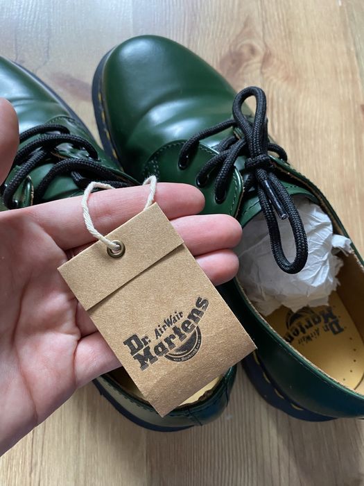 Zielone skórzane Dr Martens