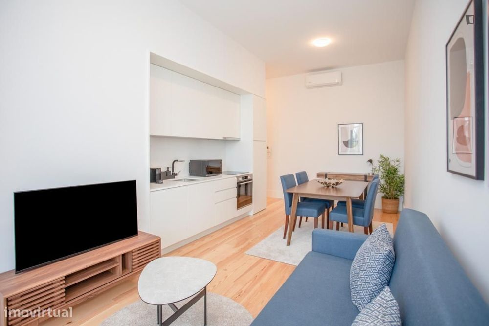 Apartamento com 1 quartos - localizado em Cedofeita Porto