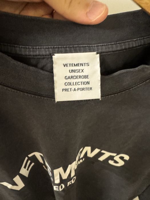 Чоловіча футболка оригінал унісекс Vetements розмір М