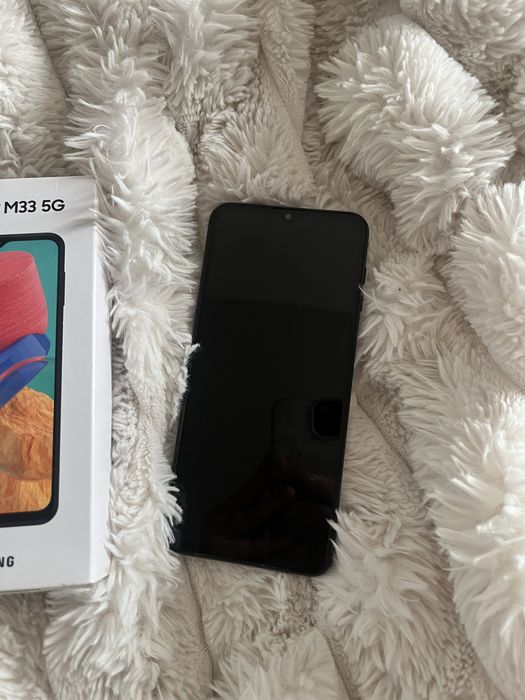 telefon samsung galaxy m33 5G, w bardzo dobrym stanie