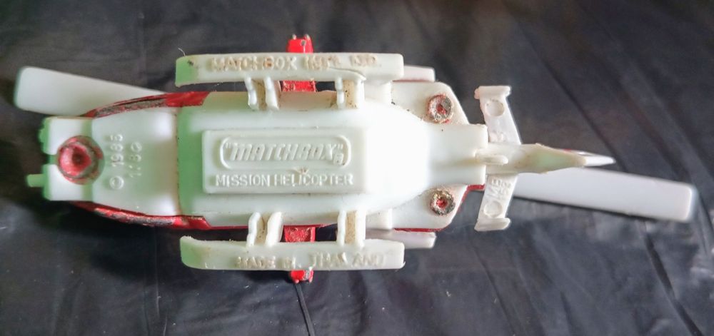 Helicópteros de ferro Majorette e Hidrocopter antigos para reaproveita