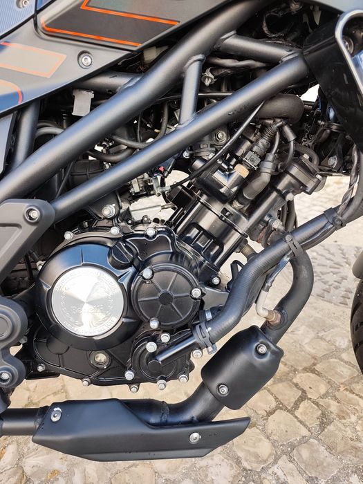Benelli Leoncino 125cc 2023