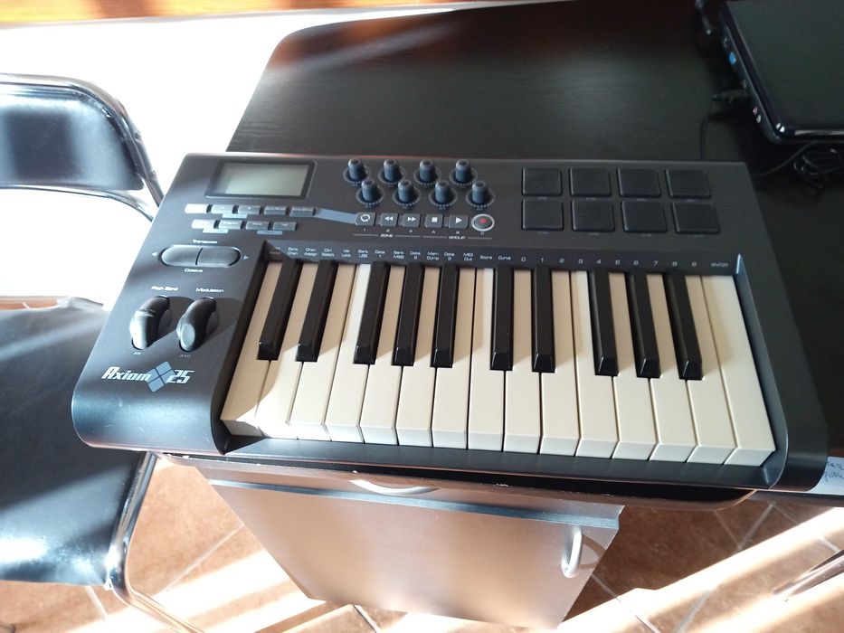 Klawiatura sterująca M-Audio  AXION 25