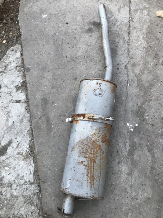Продам глушитель