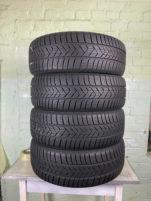 Шини б/у 225 55 R17 Pirelli Winter Sottozero 3