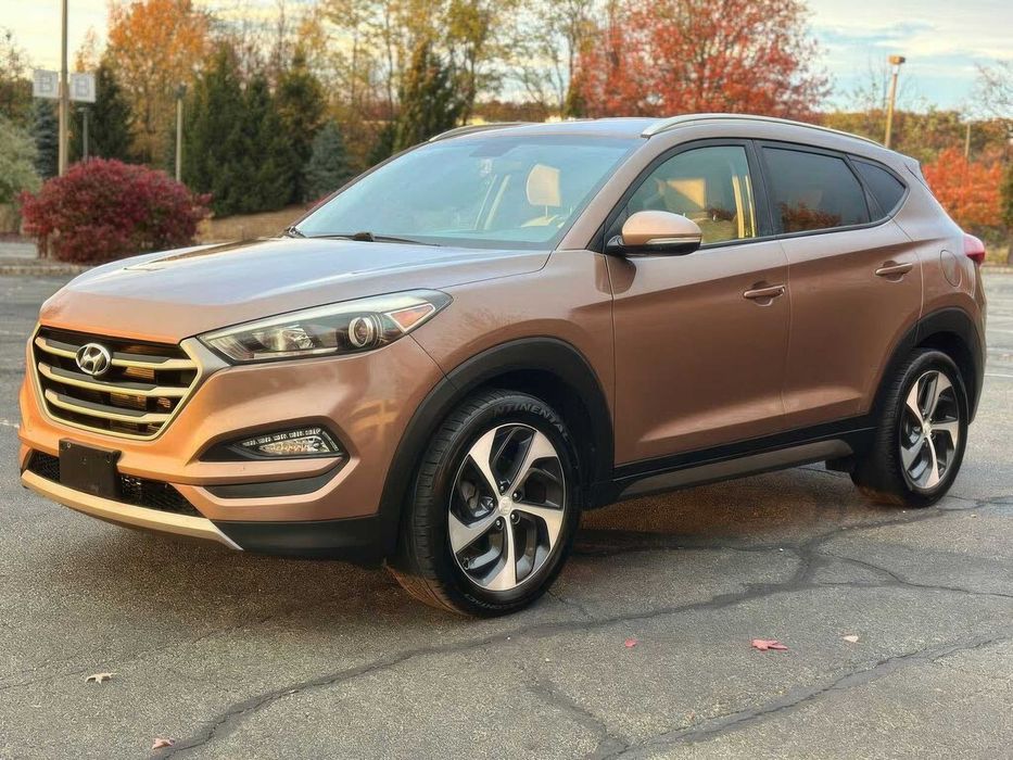 Hyundai Tucson      2015