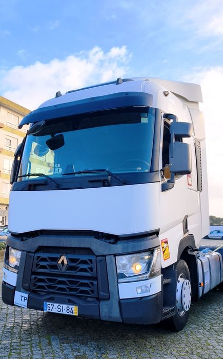 Renault T480 ano 2017