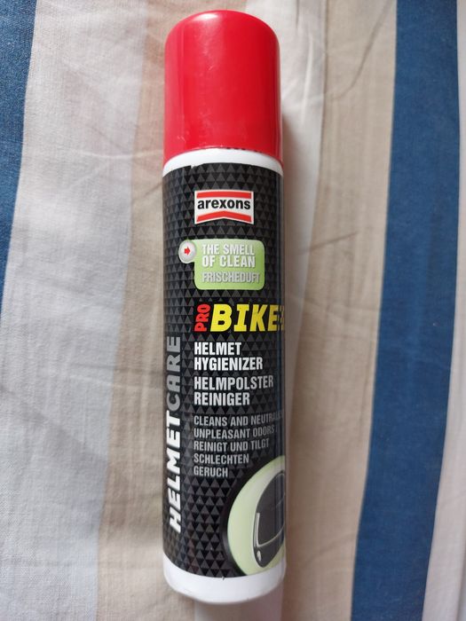 Specjalny preparat do kasków naprawa wyściółki penetracja powłok potu