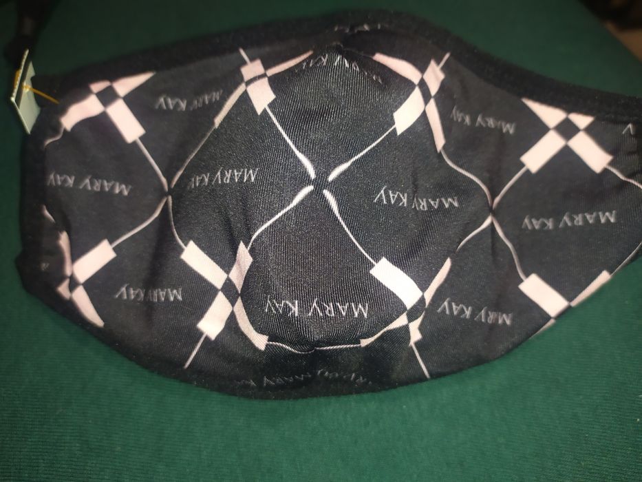 Maseczki materiałowe Mary Kay