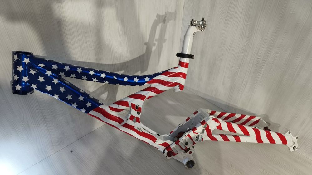 Рама Mongoose Kobra Hanzar bike