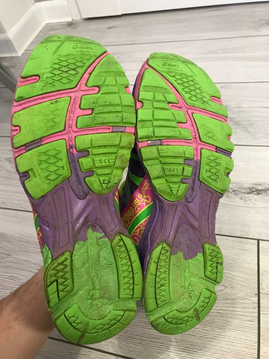 Buty do biegania ASICS Gel-Noosa Tri 9 rozm. 40