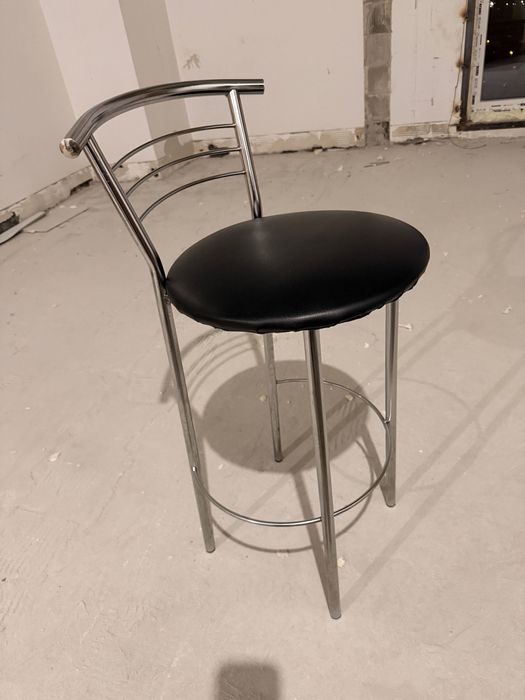 Продам барні стільці