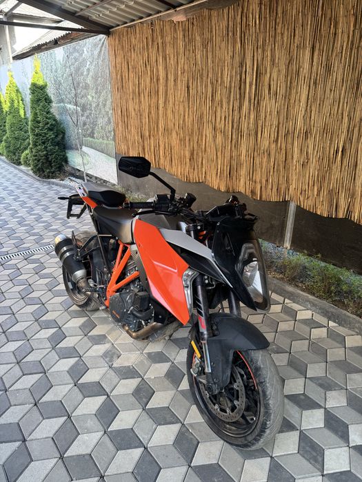 Ktm super duke 1290 GT НА ДОКУМЕНТАХ